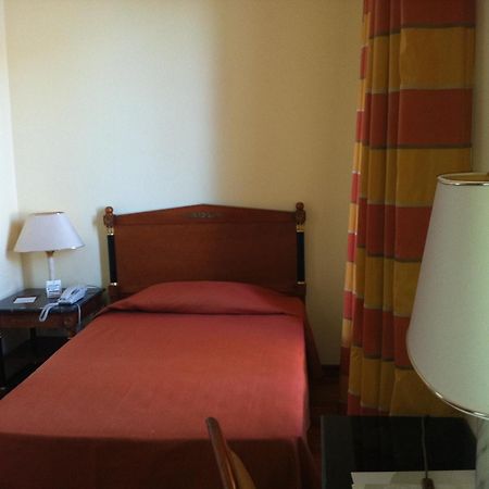 Grand Hotel Miramare ตาออร์มินา ภายนอก รูปภาพ