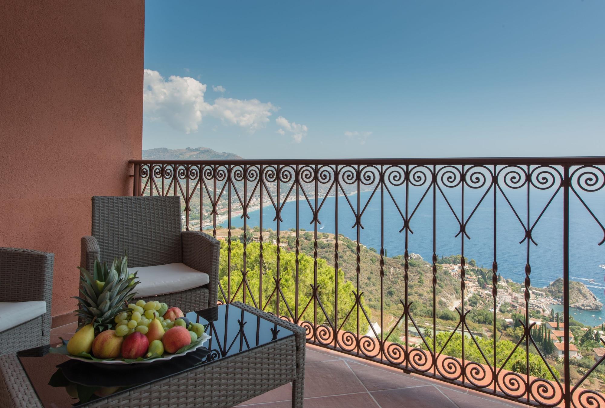 Grand Hotel Miramare ตาออร์มินา ภายนอก รูปภาพ