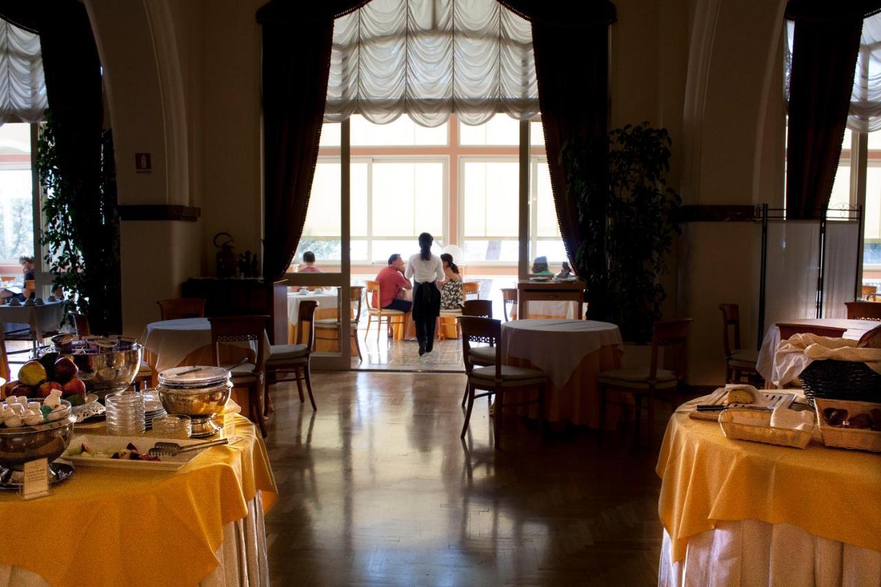 Grand Hotel Miramare ตาออร์มินา ภายนอก รูปภาพ